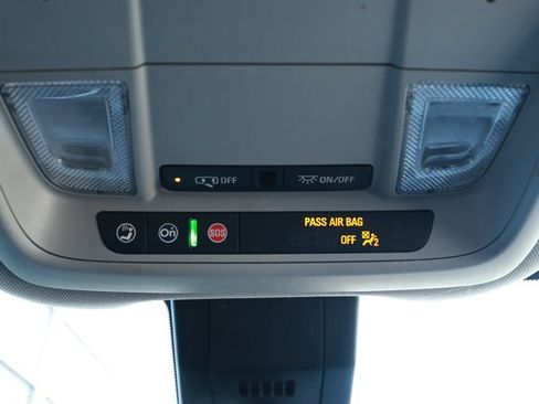 Used 2024 Chevrolet Equinox LT FWD image 20