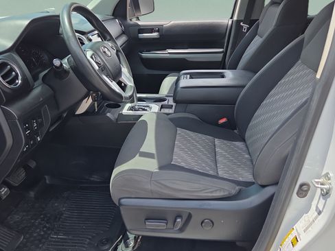 Used 2021 Toyota Tundra SR5 RWD image 9