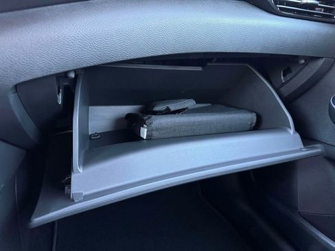 Used 2025 Nissan Sentra SR image 31