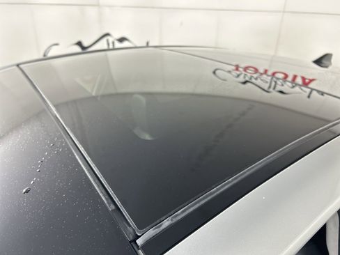 Used 2023 Toyota Camry XSE image 11