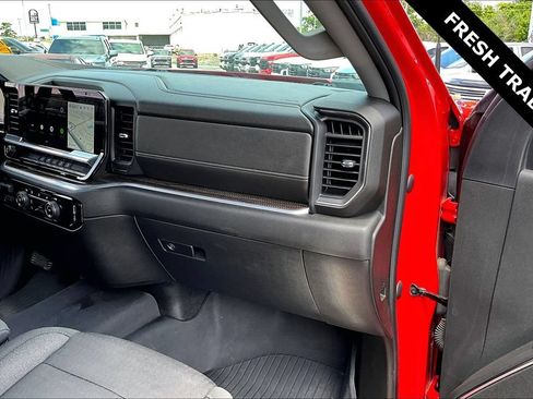 Used 2024 Chevrolet Silverado 2500 LT AWD/4WD image 25