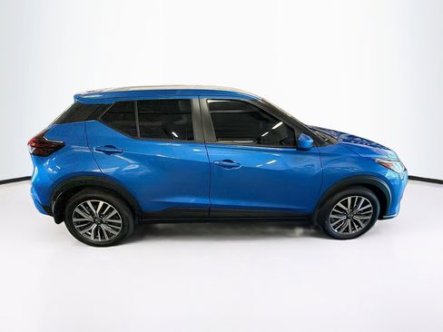Used 2023 Nissan Kicks SV FWD image 10