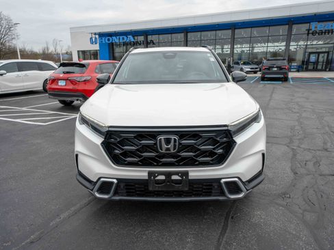 Used 2023 Honda CR-V Sport Touring image 2