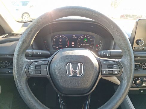 Used 2024 Honda Accord LX image 19