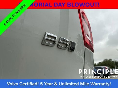 Used 2023 Volvo XC40 B5 Plus w/ Driver Assist Package AWD/4WD image 16