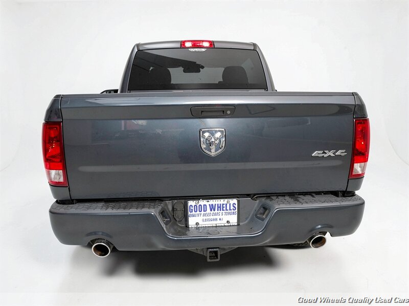 Used 2017 RAM 1500 Express w/ Express Value Package AWD/4WD image 6