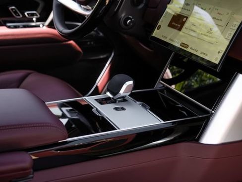 New 2026 Land Rover Range Rover SE AWD/4WD image 28