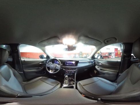 Used 2025 Buick Encore GX Preferred image 41