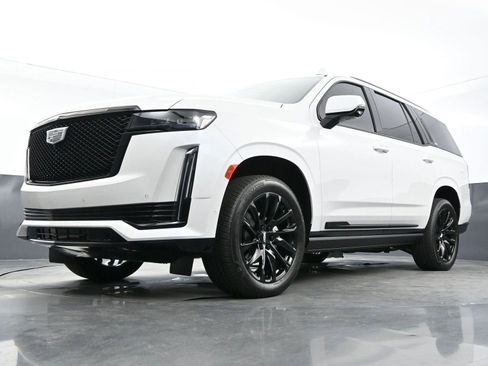 Used 2023 Cadillac Escalade Sport Platinum w/ LPO, ONYX Package AWD/4WD image 55
