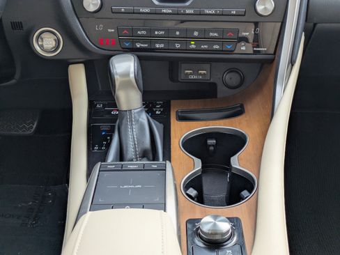 Used 2021 Lexus RX 350 FWD w/ Premium Package image 18