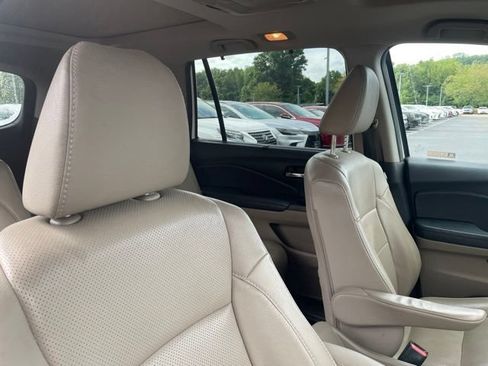 Used 2018 Honda Pilot Elite image 7