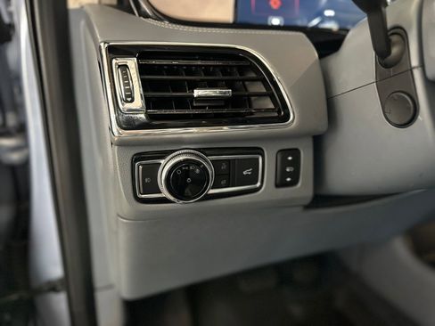 Used 2021 Lincoln Navigator L Black Label w/ Cargo Convenience Package image 32