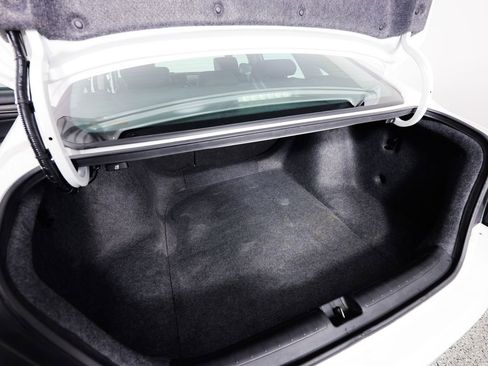 Used 2018 Honda Accord EX-L image 17