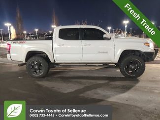 Used 2017 Toyota Tacoma TRD Sport video 2