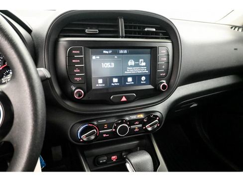 Used 2021 Kia Soul LX FWD image 16