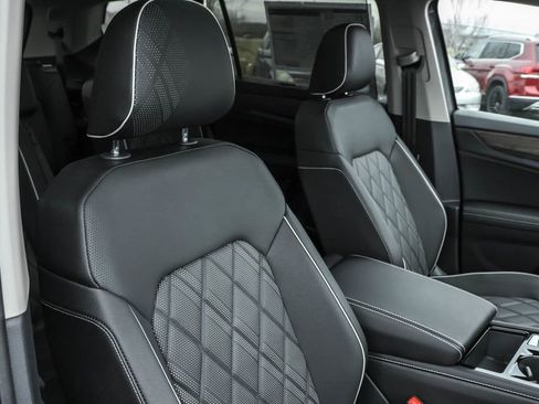 New 2026 Volkswagen Atlas SEL Premium R-Line AWD/4WD image 43