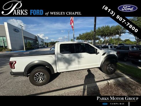 Used 2018 Ford F150 Raptor w/ Equipment Group 802A Luxury AWD/4WD image 3