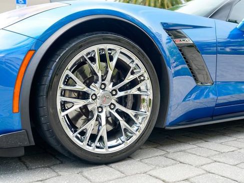 Used 2016 Chevrolet Corvette Z06 w/ 3LZ Preferred Equipment Group RWD image 47