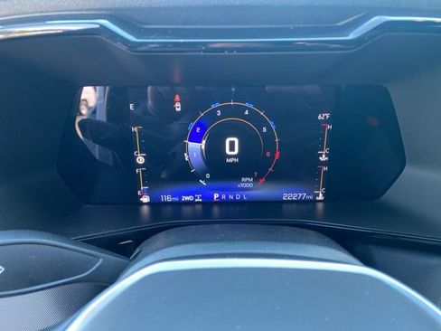 Used 2023 Chevrolet Colorado Z71 w/ Z71 Convenience Package 2 image 8