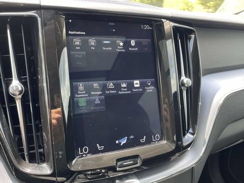 Used 2019 Volvo XC60 T6 Momentum w/ Multimedia Package AWD/4WD image 26