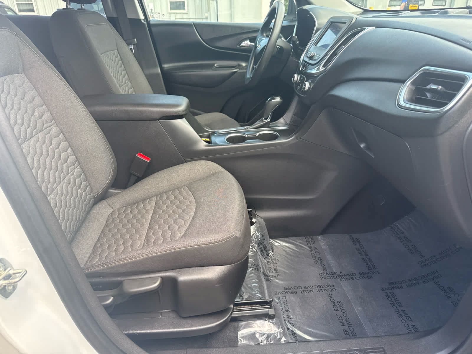 Used 2020 Chevrolet Equinox LT FWD image 12