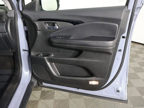 Used 2022 Honda Pilot Elite image 31