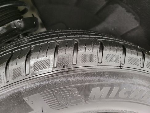 Used 2025 Chevrolet Equinox LT image 5