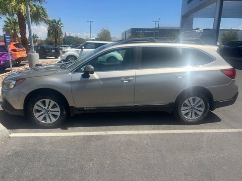 Used 2019 Subaru Outback 2.5i Premium AWD/4WD image 33