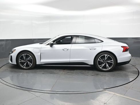 Used 2023 Audi e-tron GT Premium Plus w/ Performance Package AWD/4WD image 9