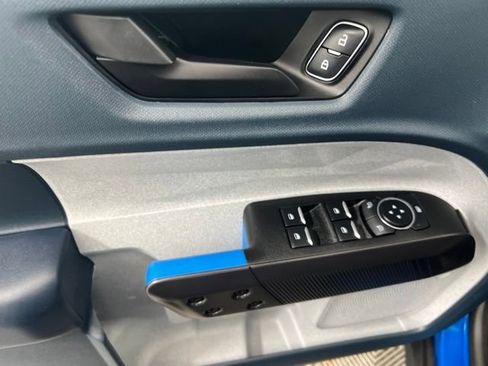 Used 2025 Ford Maverick XLT w/ Equipment Group 302A AWD/4WD image 13