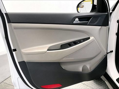 Used 2018 Hyundai Tucson SEL FWD image 18
