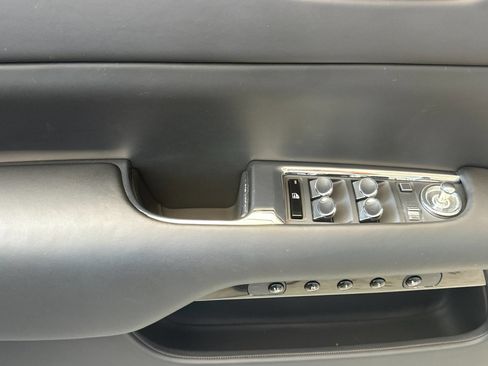 Certified 2019 Rolls-Royce Dawn RWD image 13