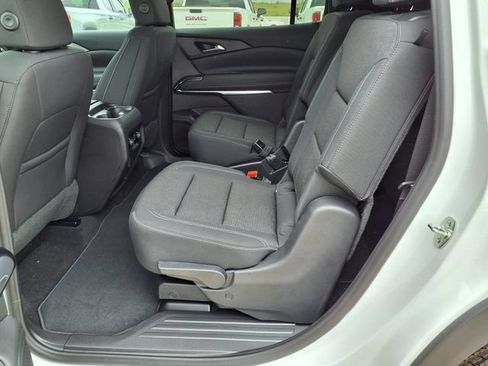 New 2026 Chevrolet Traverse LT w/ Driver Confidence Package FWD image 25
