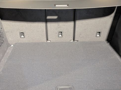 New 2026 Porsche Cayenne S image 25