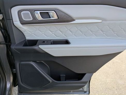 New 2026 Ford Explorer Platinum AWD/4WD image 36