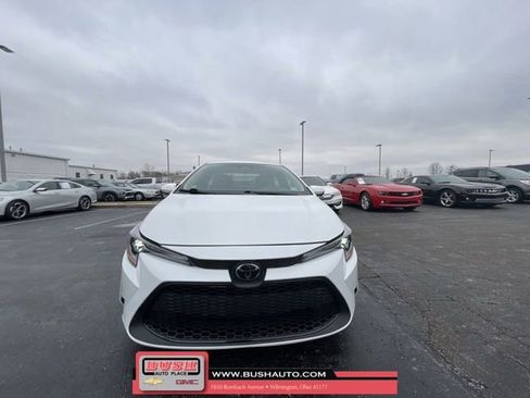 Used 2023 Toyota Corolla LE image 29