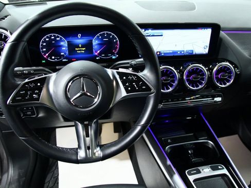 Used 2025 Mercedes-Benz GLA 250 GLA 250 image 6