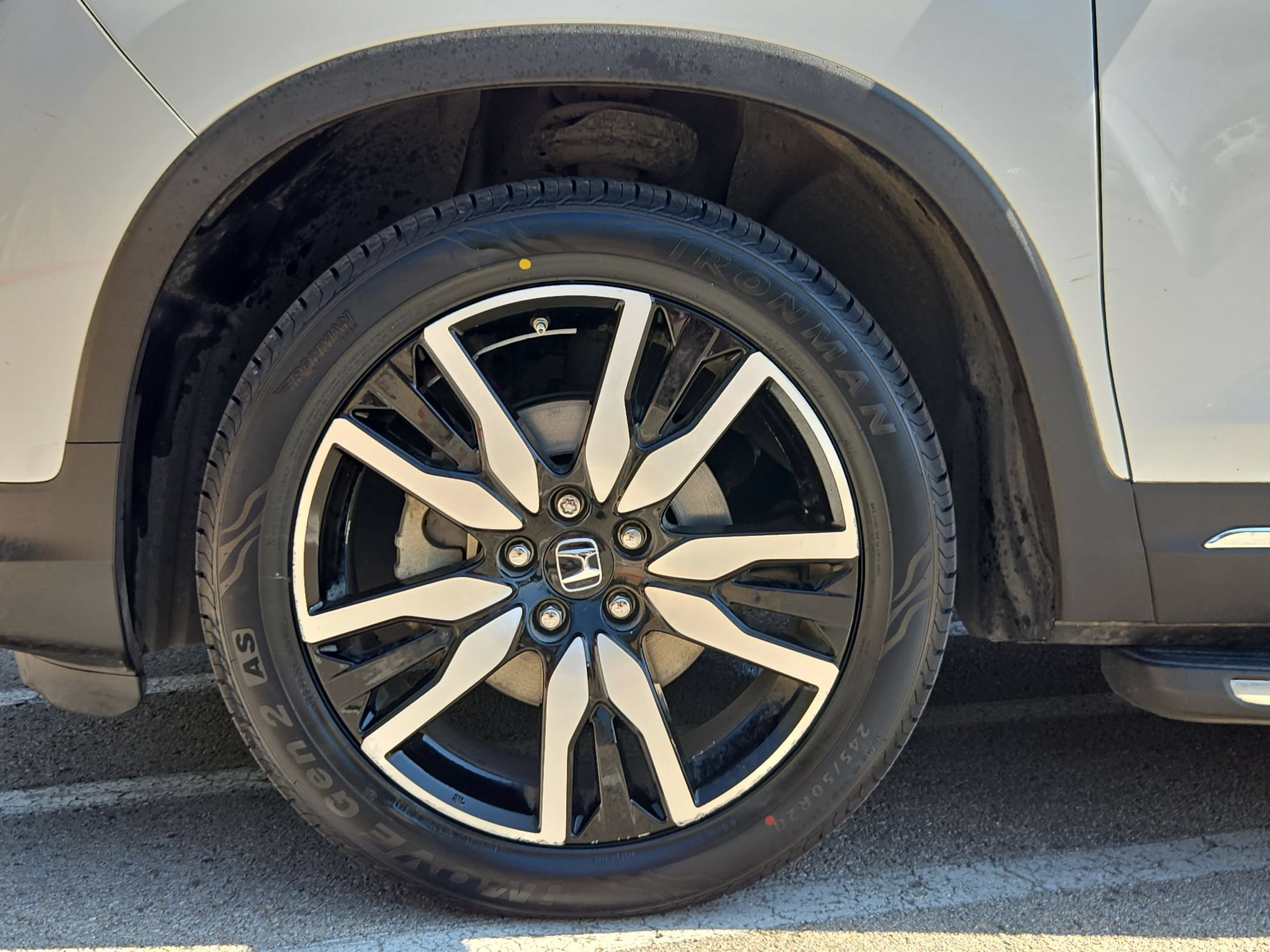 Used 2021 Honda Pilot Touring image 31
