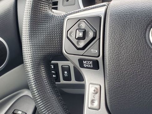 Used 2014 Toyota Tacoma PreRunner w/ SR5 Package image 14