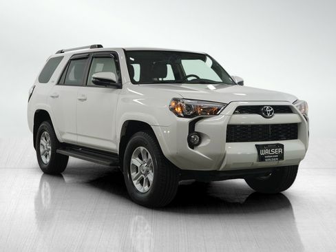 Used 2019 Toyota 4Runner SR5 image 7