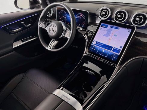 Certified 2025 Mercedes-Benz GLC 350e 4MATIC image 17