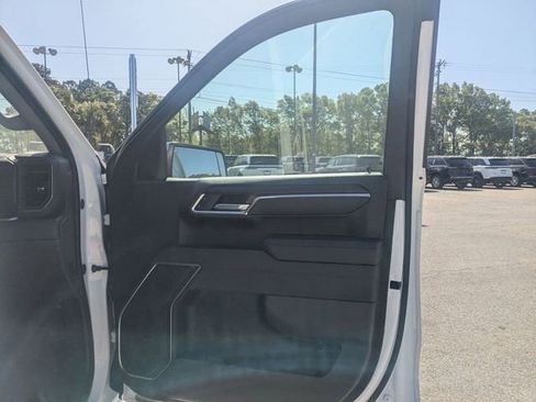 Used 2025 GMC Sierra 1500 SLT RWD image 37