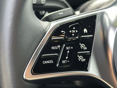 Certified 2025 Mercedes-Benz GLA 250 image 27