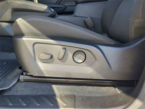 Used 2024 Chevrolet Colorado Trail Boss w/ Advanced Trailering Package image 20