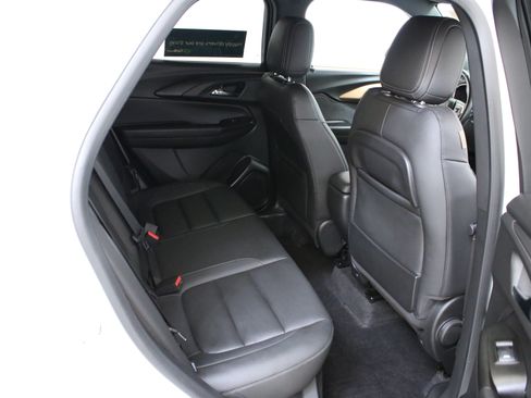 Certified 2023 Chevrolet TrailBlazer ACTIV FWD image 32