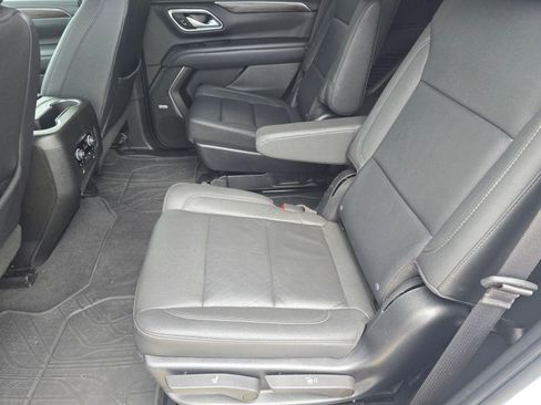 Used 2022 Chevrolet Tahoe Z71 w/ Luxury Package image 13