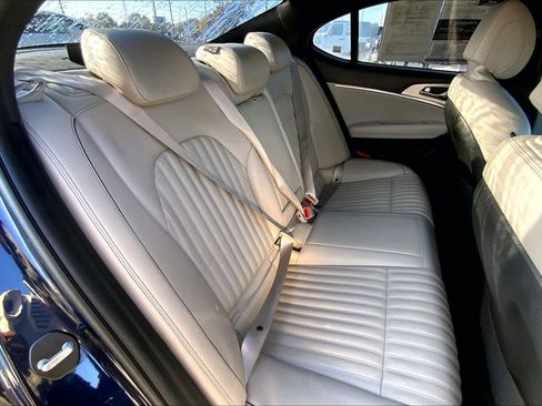 Used 2023 Genesis G70 2.0T w/ Sport Prestige Package image 19