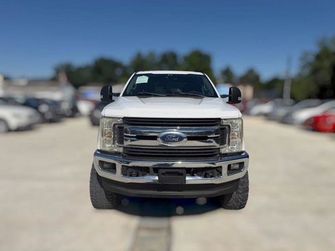 Used 2017 Ford F250 XLT w/ XLT Value Package AWD/4WD image 2