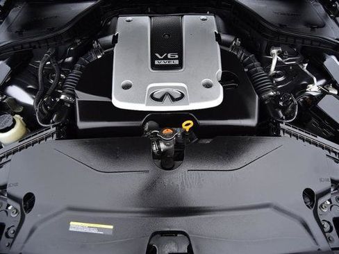 Used 2015 INFINITI Q50 Premium w/ Navigation Package image 25