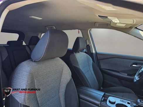 Used 2022 Nissan Rogue SV AWD/4WD image 14